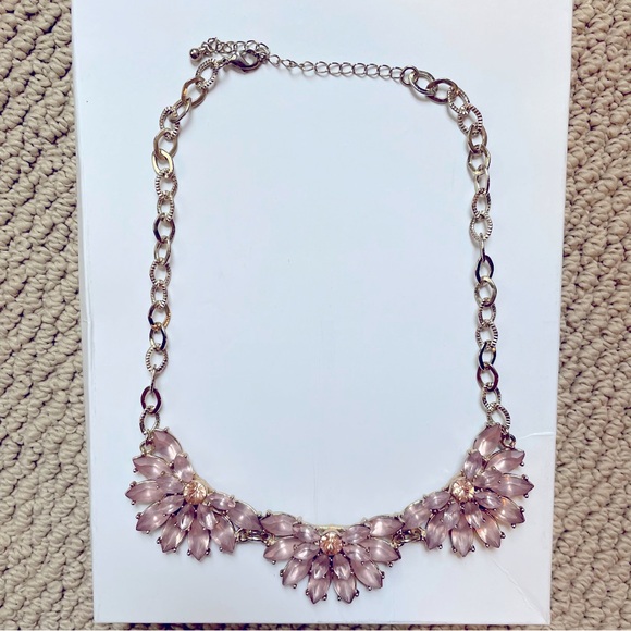 H&M Statement Necklace - Picture 2 of 4